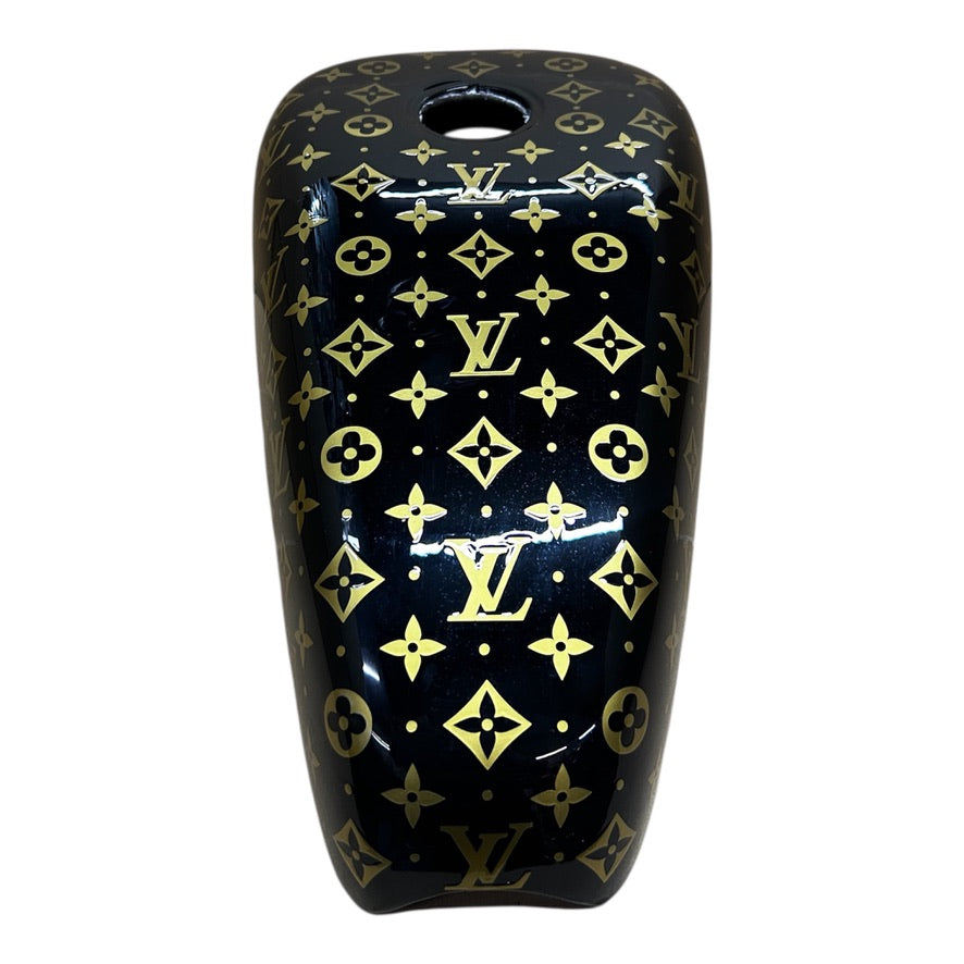 LV s