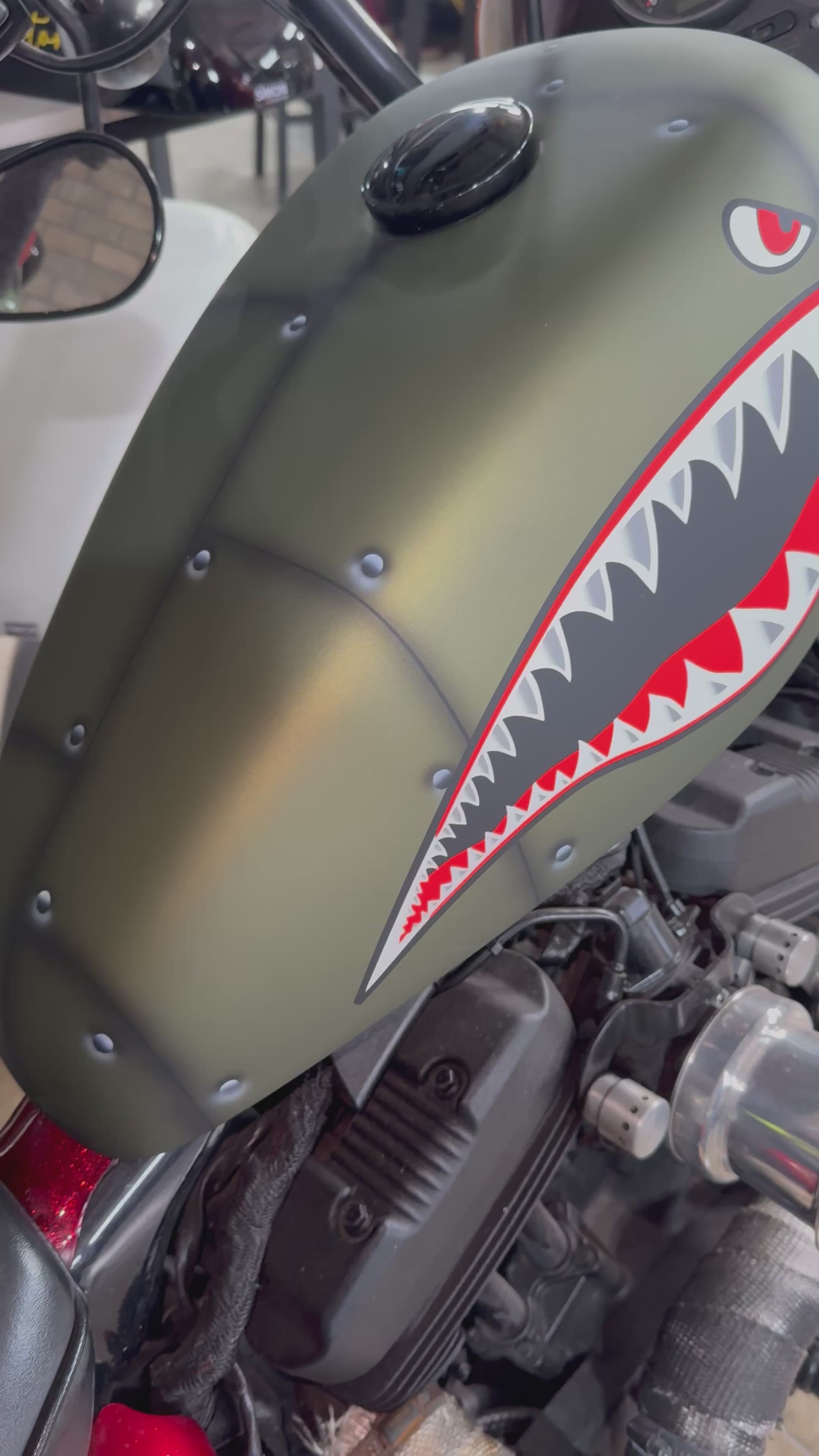 Shark militar - Iron 883/1200